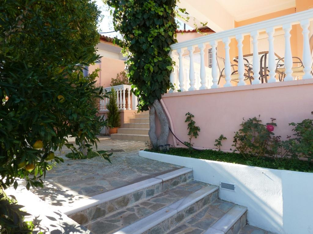 Omorfi Poli 120 sqm Apartment Nafplio Exterior foto
